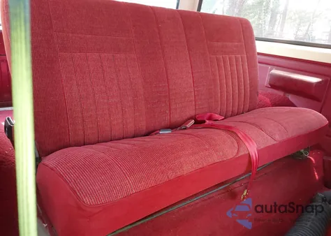 1989 Ford Bronco U100 из США, поврежденный, VIN 1FMEU15N8KLB48656